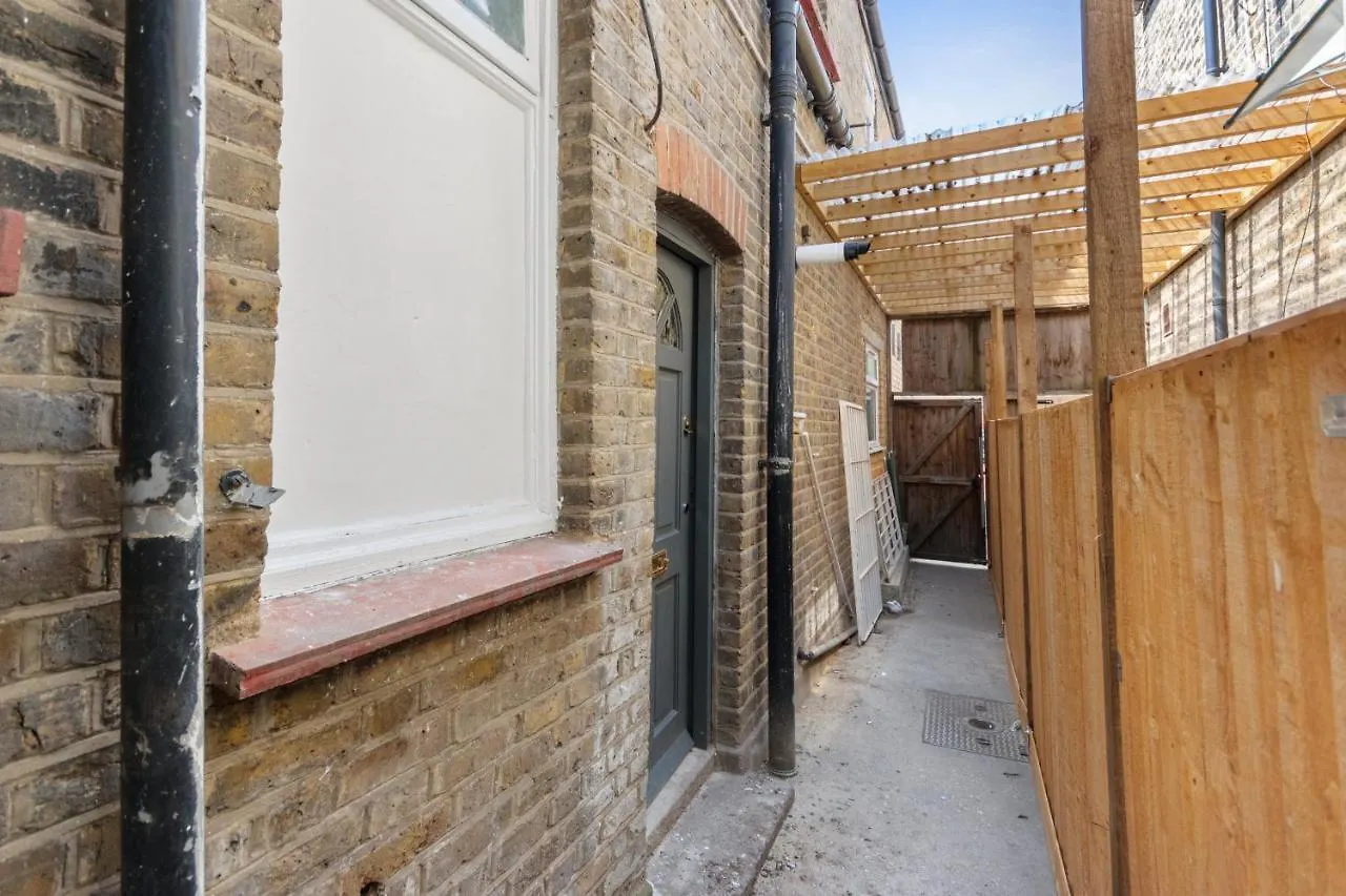 Apartment Fantastic 2Bd Barking Stay With Links To The City! London United Kingdom